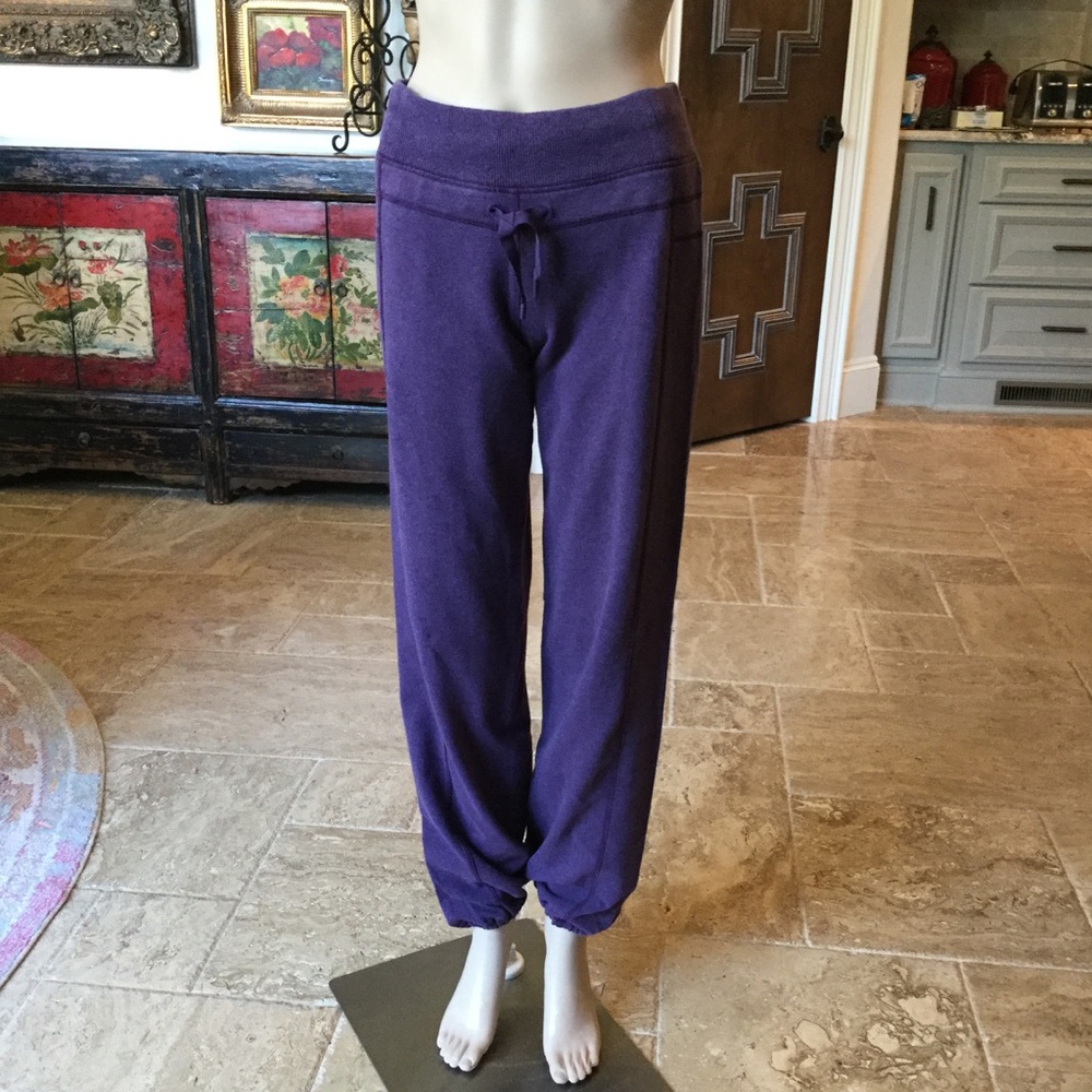 Lululemon pants size 8 purple